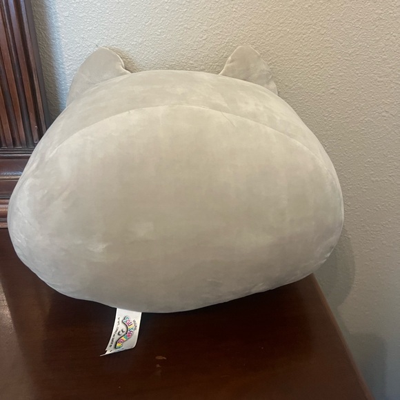 Squishmallows Tally the Gray Cat Plush with Pink Accents stackable - Picture 4 of 8